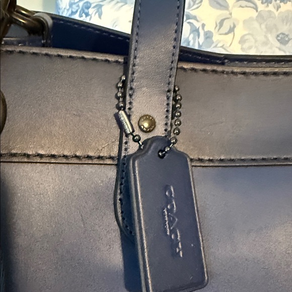 Coach Restored Field Tote 40 - Picture 3 of 10